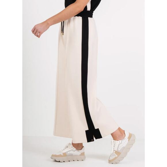 EMILY MCCARTHY TEDDY CROP TROUSER - BLACK SAND NWT - Picture 3 of 9